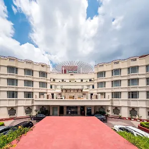 Howard Plaza The Fern, Отель Агра